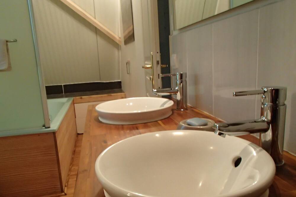 Photo of Bathroom in Ruminghem