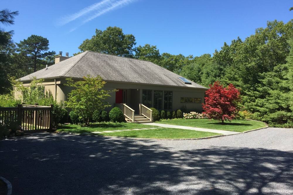 Photo of Others in East Hampton