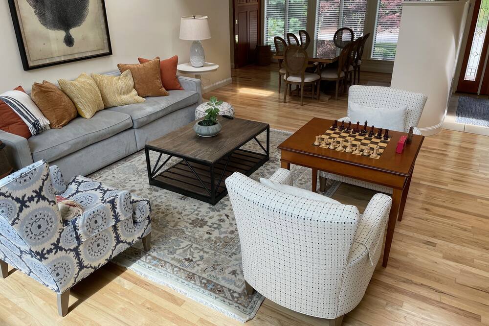 Photo of Livingroom in East Hampton