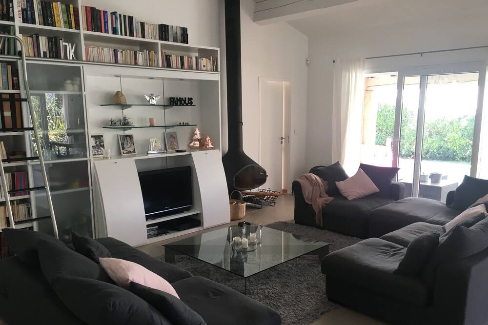 Photo of Livingroom in Baillargues