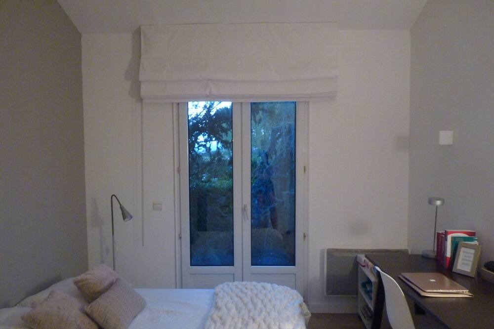 Photo of Bedroom in Baillargues