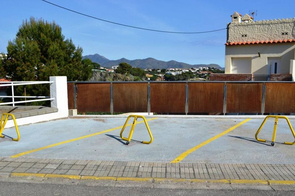 Photo of Others in Llanca
