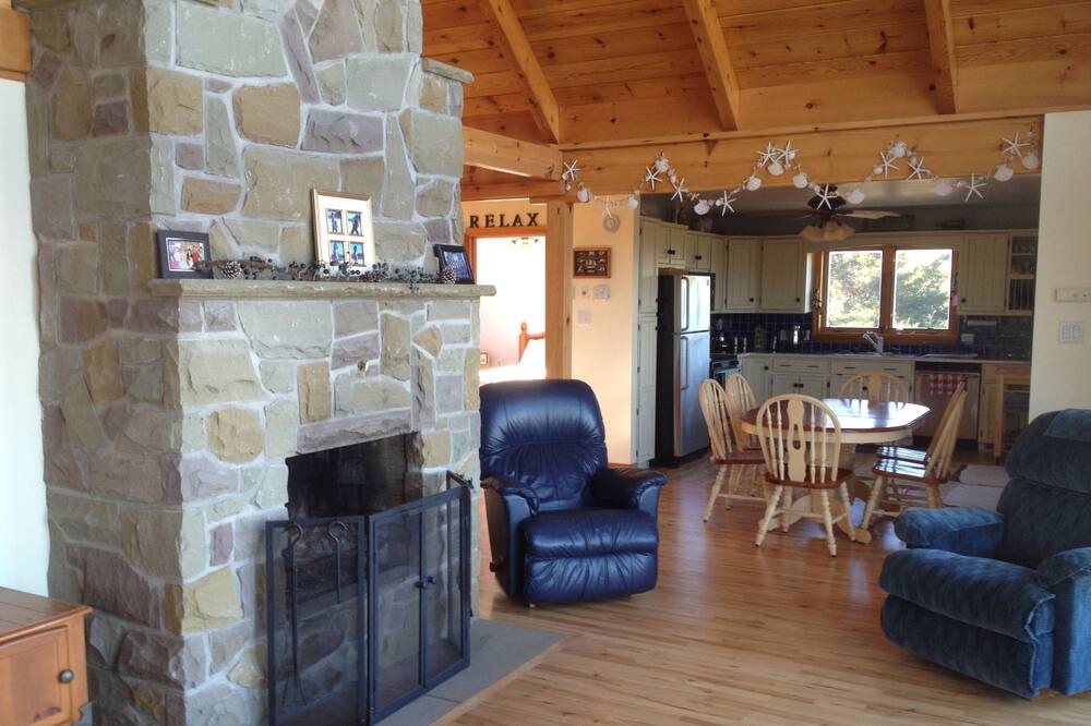 Photo of Bedroom in Bayfield