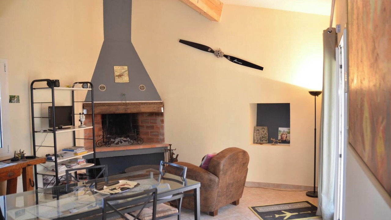Photo of Livingroom in Puicheric