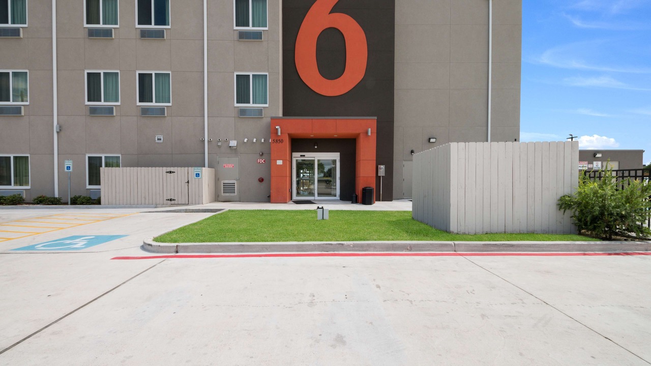 Photo of Outdoor in South Side