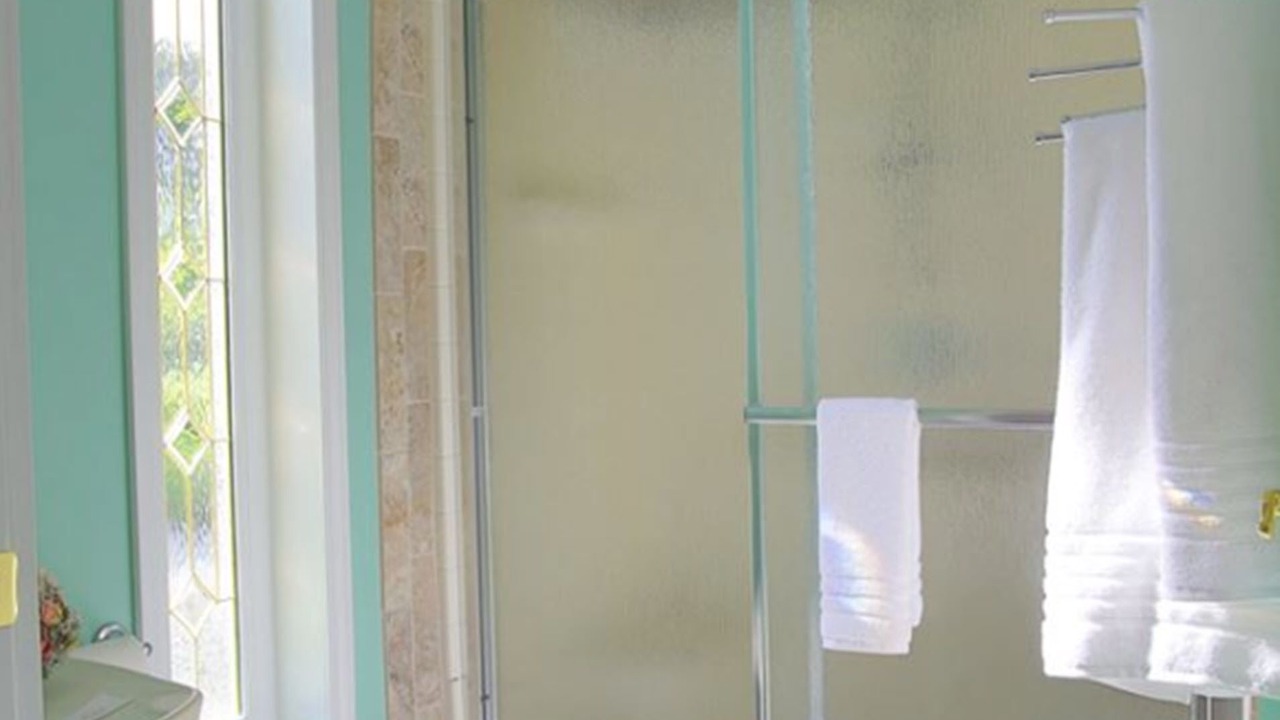 Photo of Bathroom in Logansport