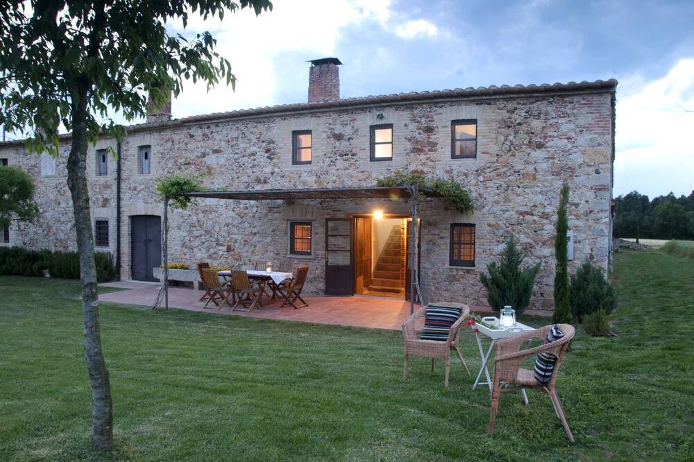 Photo of Outdoor in Cassa de la Selva