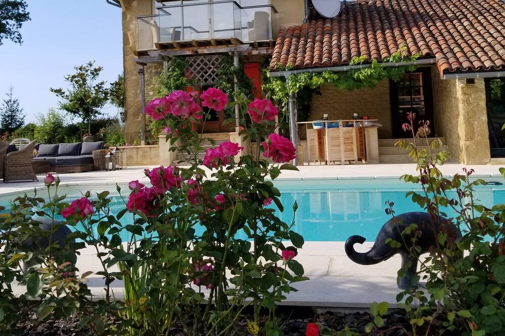 Photo of Outdoor in Boulogne-sur-Gesse