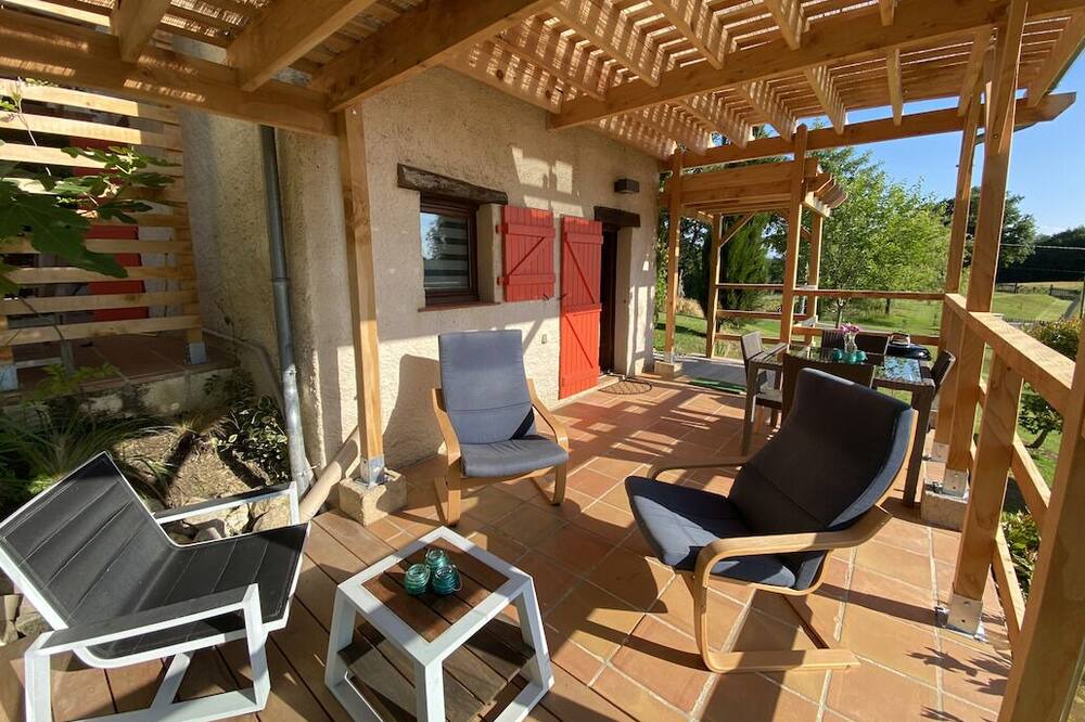 Photo of Patio Balcony in Boulogne-sur-Gesse