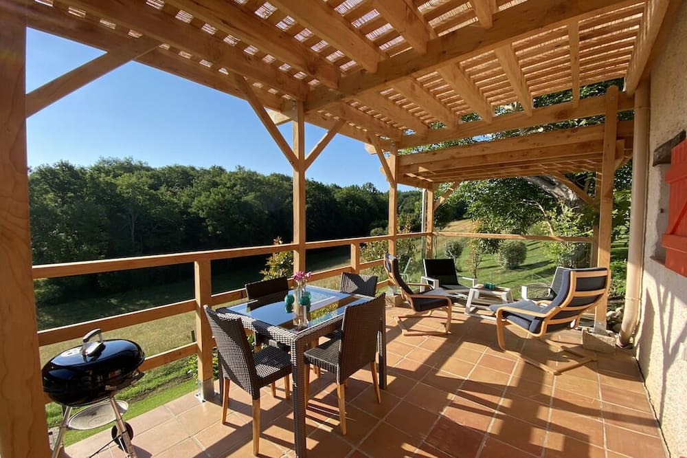 Photo of Patio Balcony in Boulogne-sur-Gesse