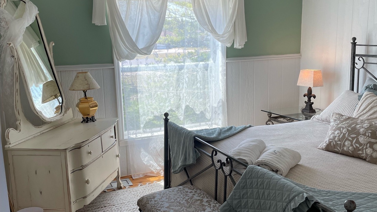 Photo of Bedroom in Rogers City