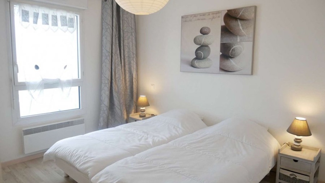 Photo of Others in Etel