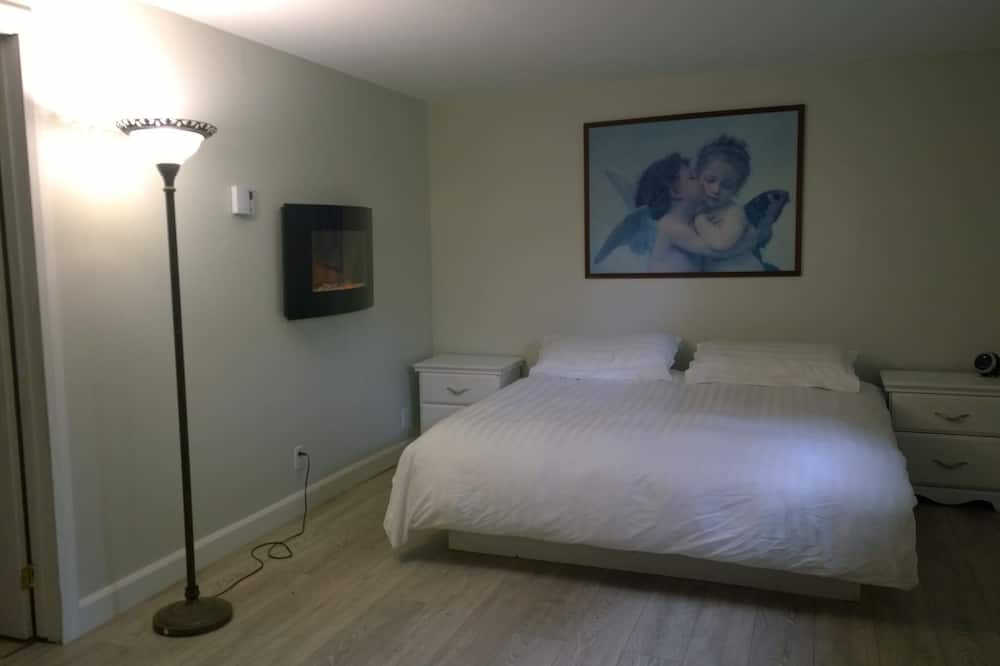 Photo of Bedroom in Saint-Nicolas