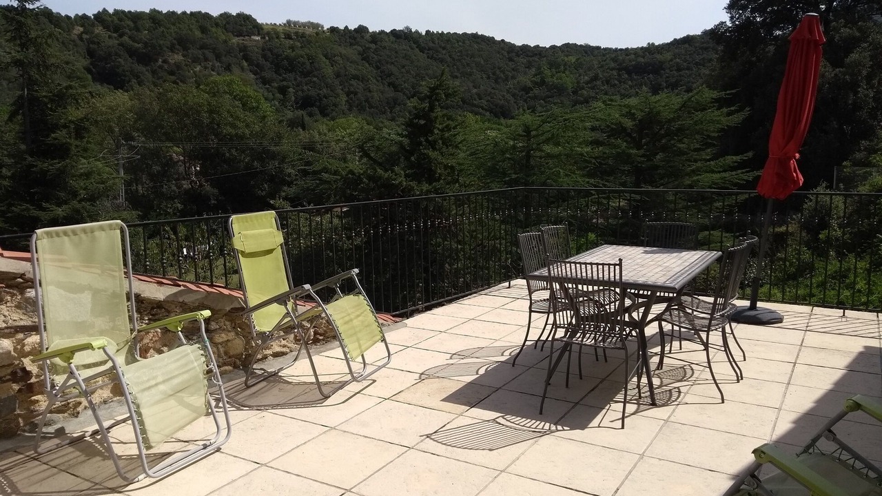 Photo of Outdoor in Reynes