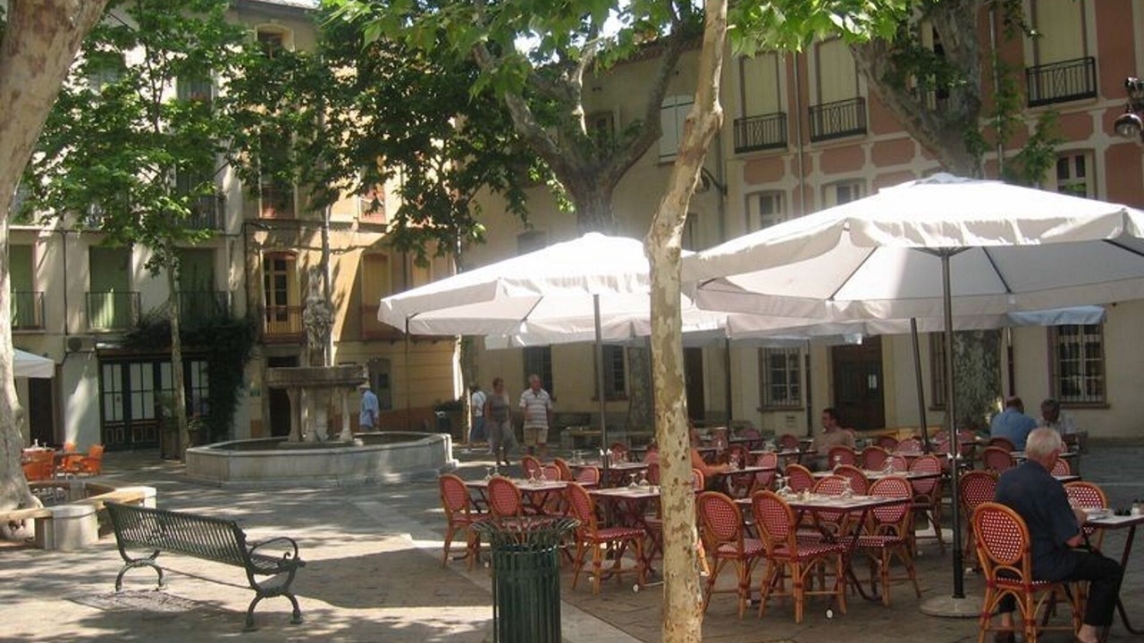 Photo of Others in Reynes