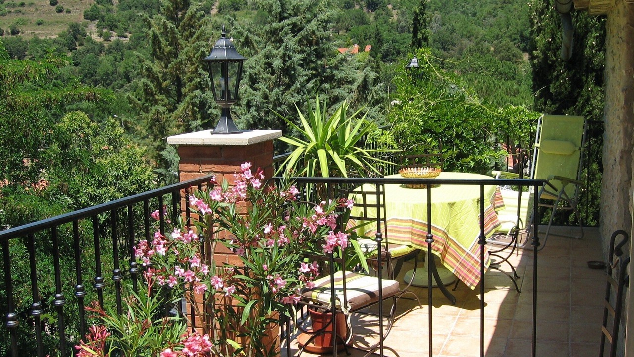 Photo of Outdoor in Reynes