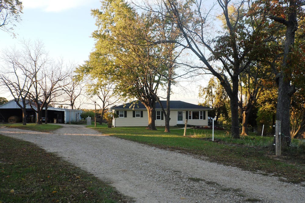 Photo of Others in Sullivan