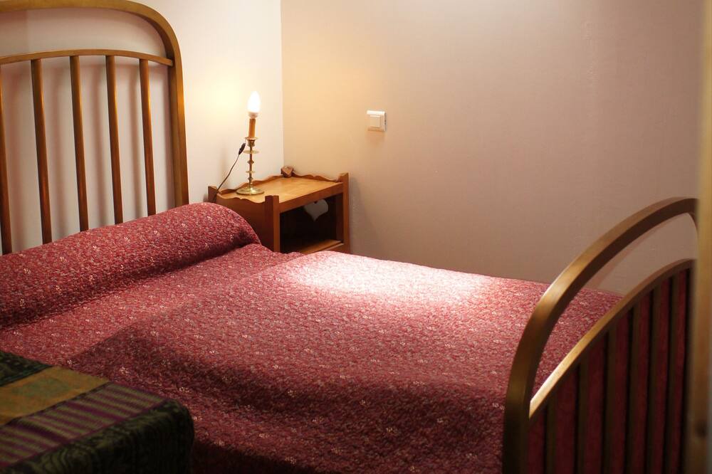 Photo of Bedroom in Coux-et-Bigaroque-Mouzens