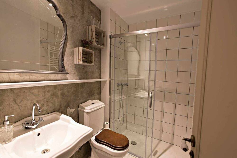 Photo of Bathroom in Olot