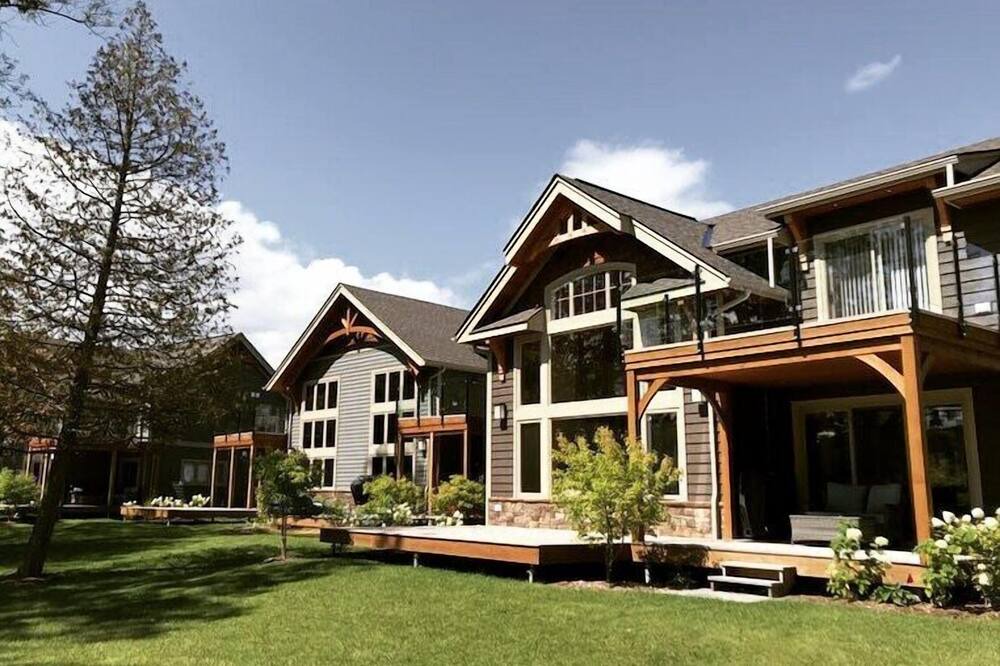 Photo of Outdoor in Muskoka Lakes