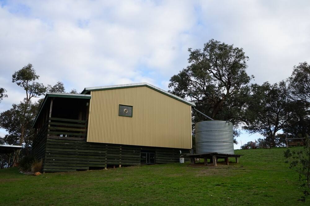 Photo of Outdoor in Gobur