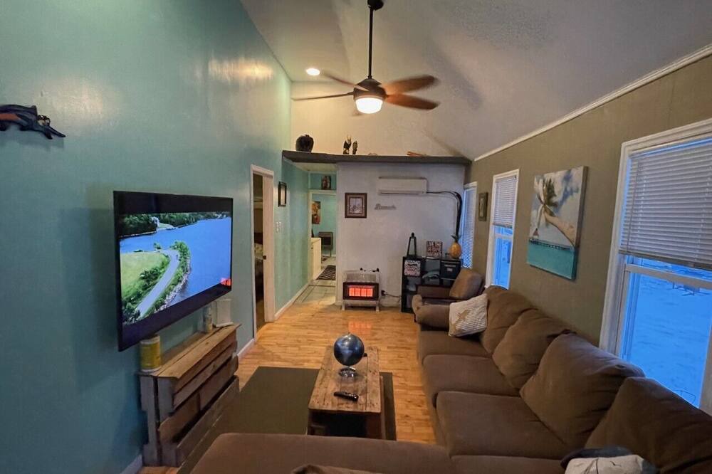 Photo of Livingroom in Ortonville