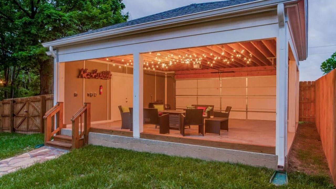Photo of Patio Balcony in Shelby Hills