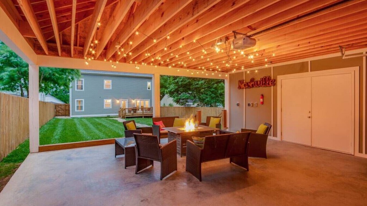 Photo of Outdoor in Shelby Hills
