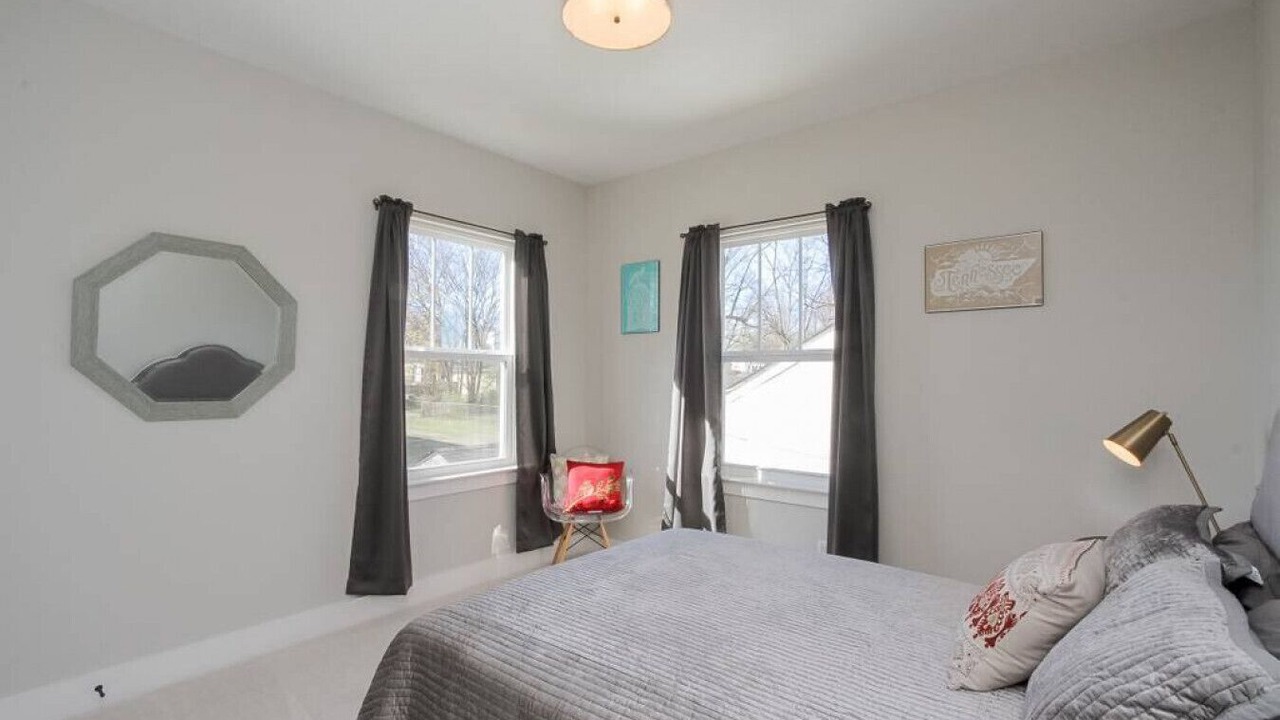 Photo of Bedroom in Shelby Hills