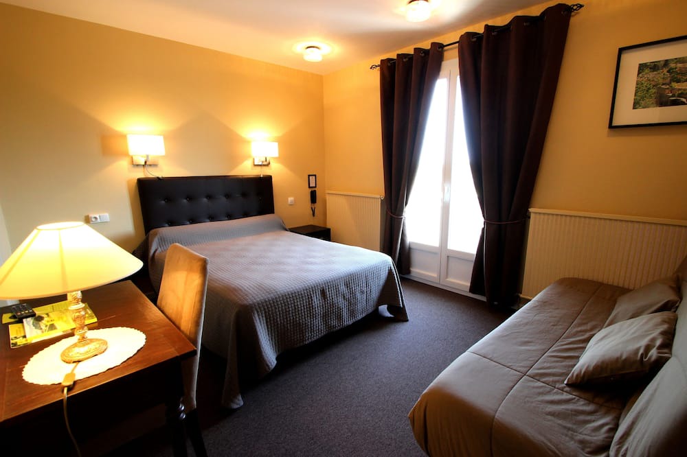 Photo of Bedroom in Saint-Nazaire