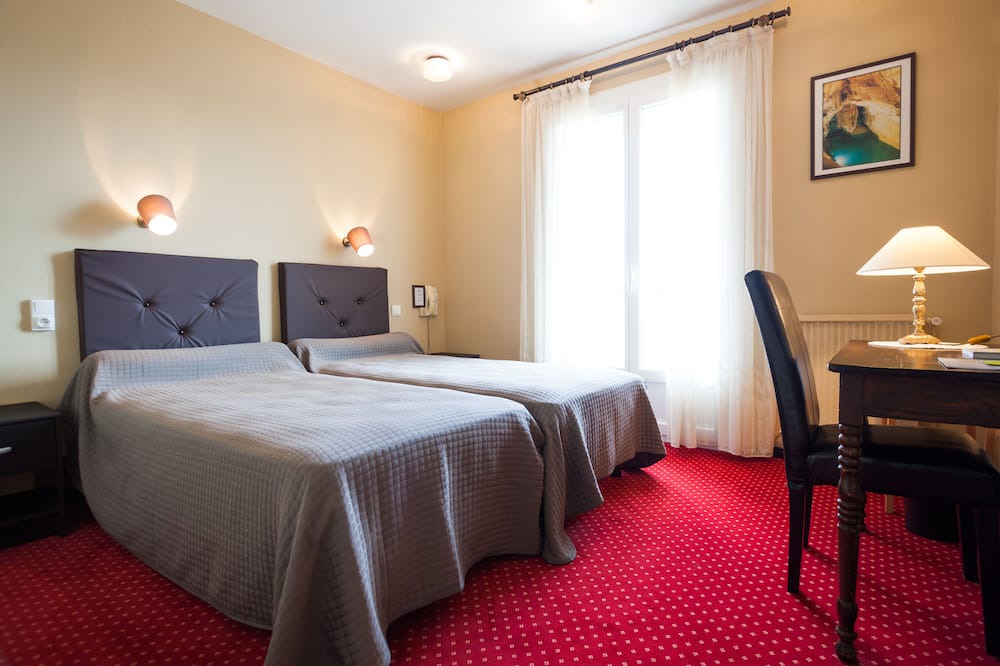 Photo of Bedroom in Saint-Nazaire