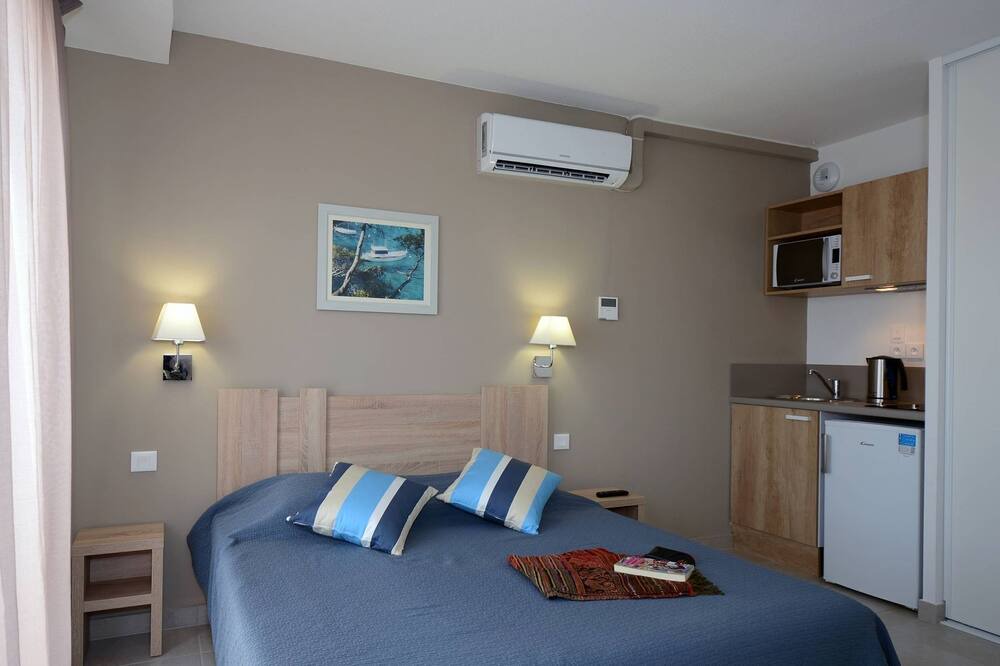 Photo of Bedroom in Le Barcares