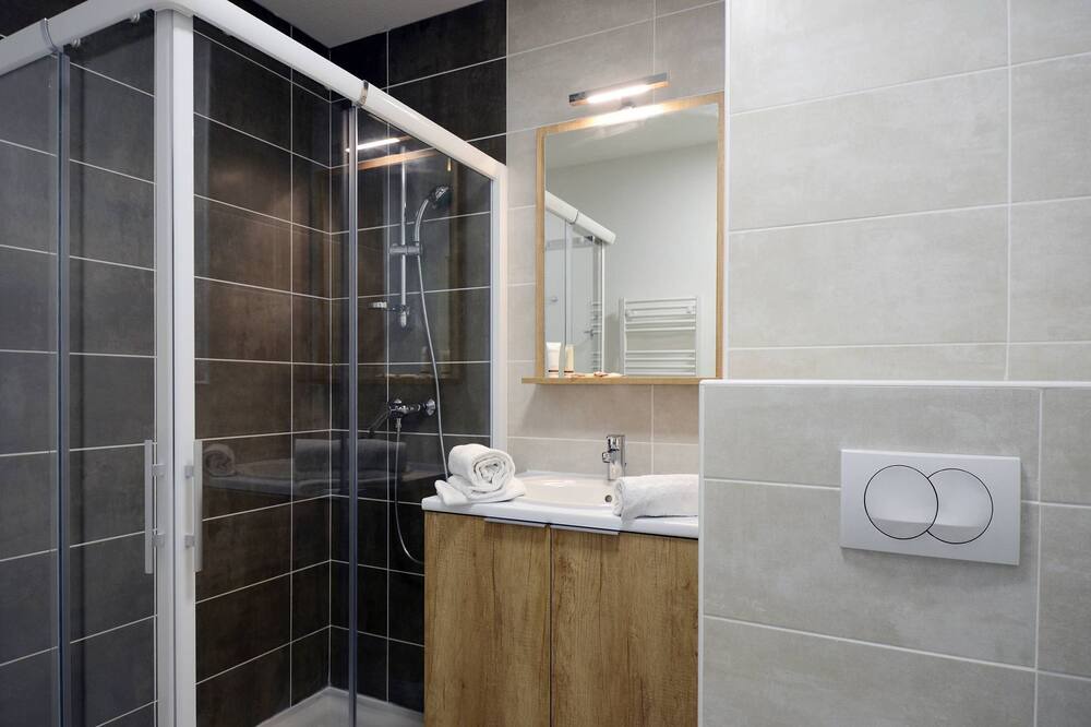 Photo of Bathroom in Le Barcares