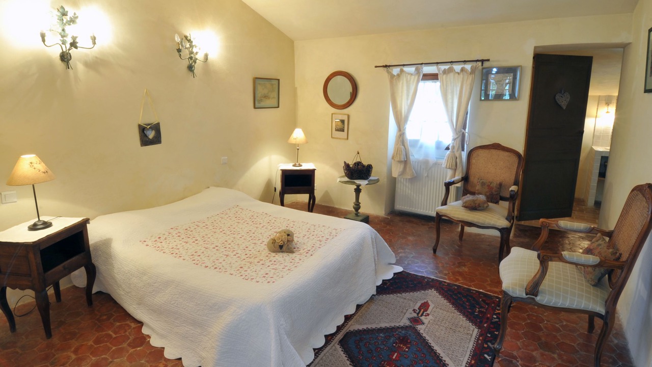 Photo of Bedroom in Manosque