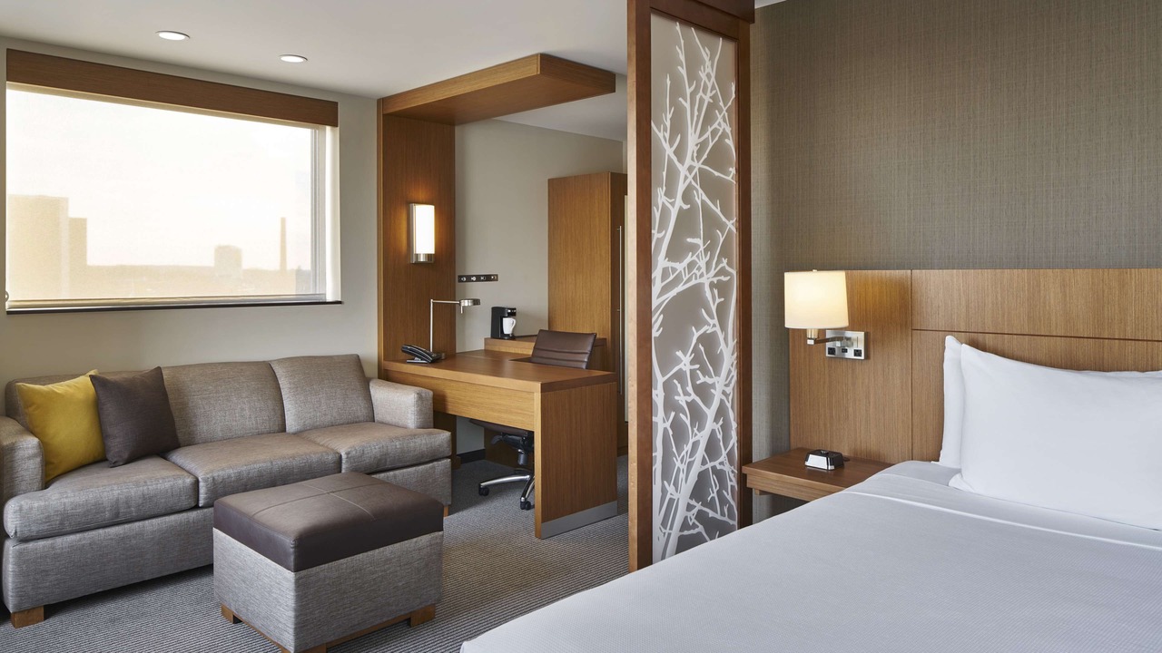 Photo of Bedroom in Riverfront