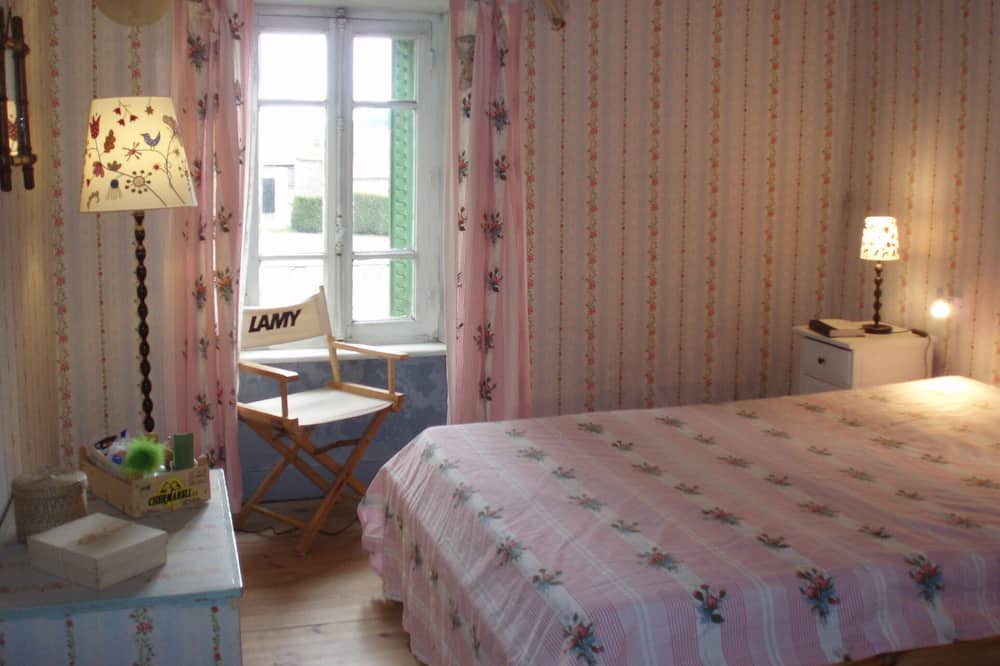 Photo of Bedroom in Bertignat