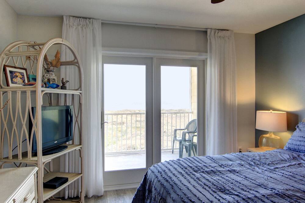 Photo of Bedroom in Port Aransas