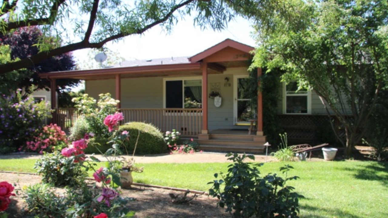 Photo of Outdoor in Brentwood