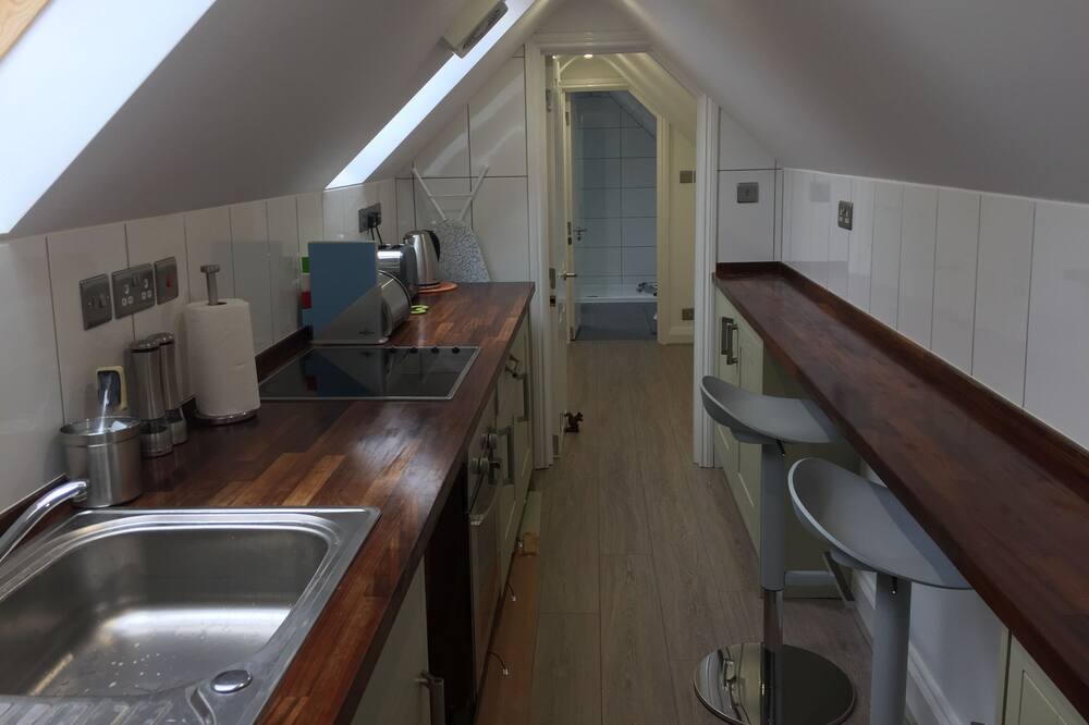 Photo of Kitchen in Harpenden