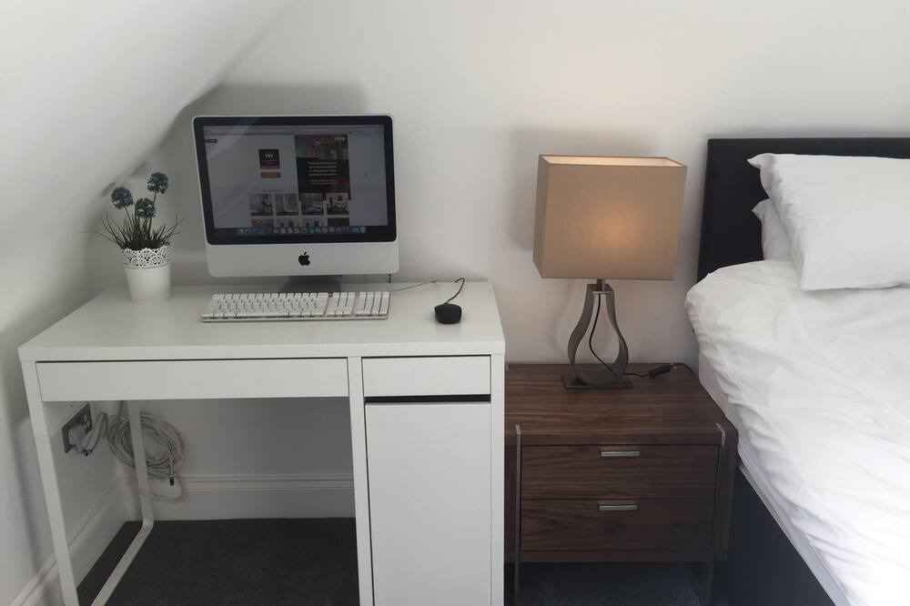 Photo of Bedroom in Harpenden