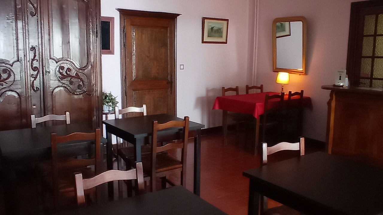 Photo of Others in Montbardois