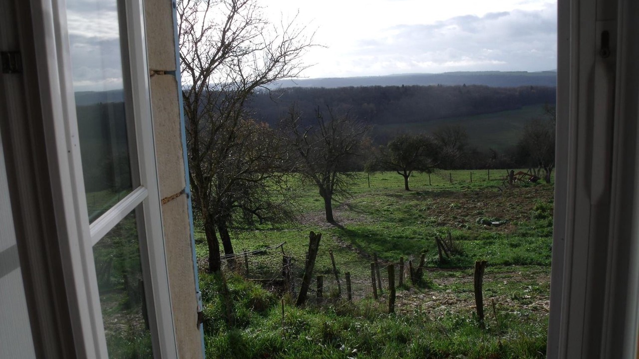 Photo of Patio Balcony in Montbardois