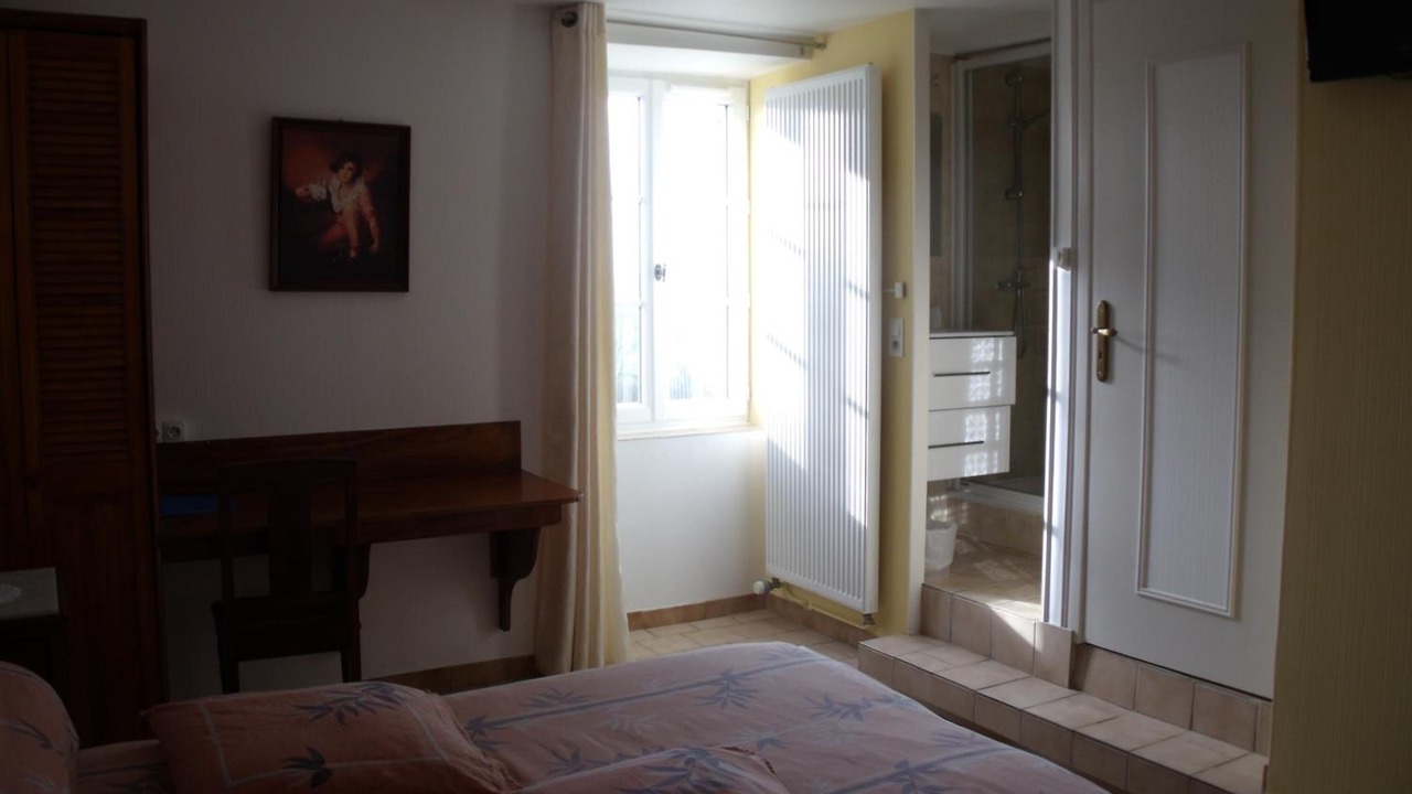 Photo of Others in Montbardois