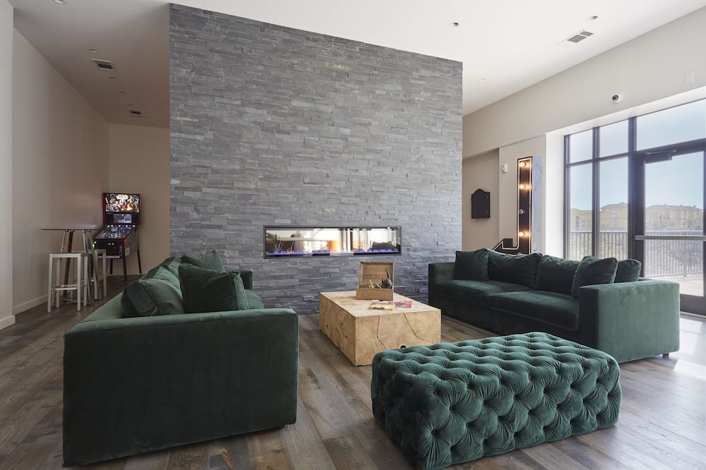 Photo of Livingroom in Midtown