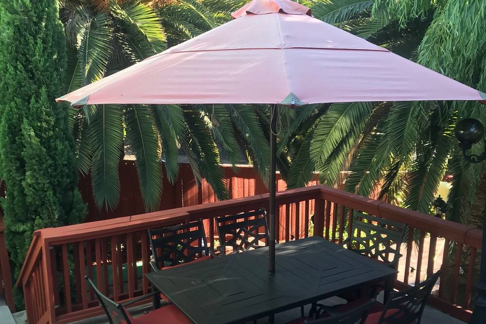 Photo of Patio Balcony in El Sobrante
