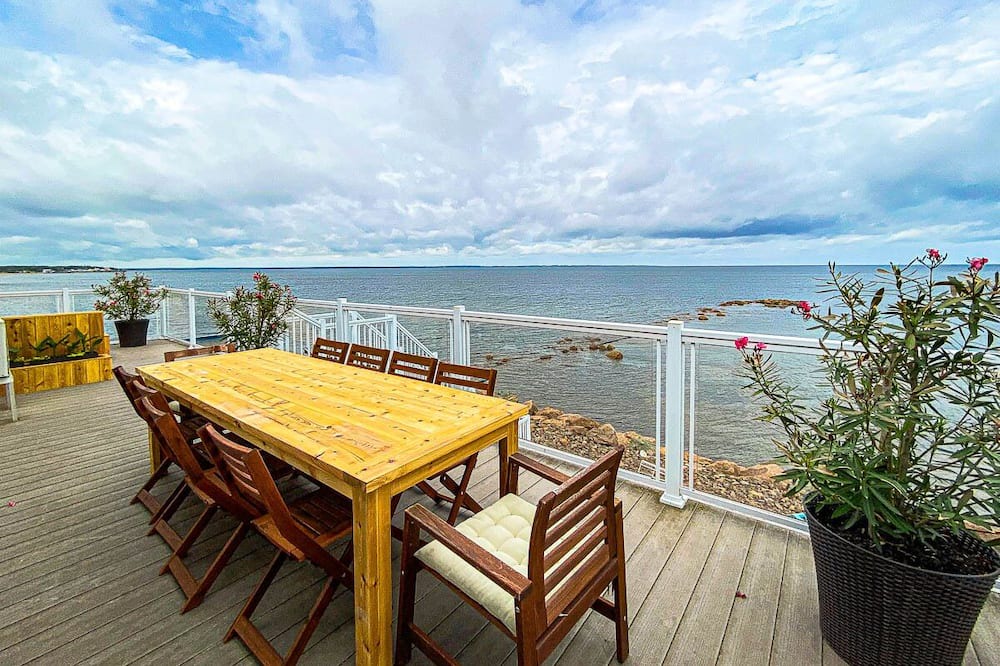 Photo of Patio Balcony in Grand Barachois
