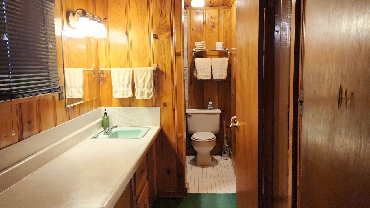 Photo of Bathroom in Eagle Nest