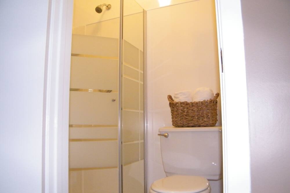 Photo of Bathroom in Gananoque