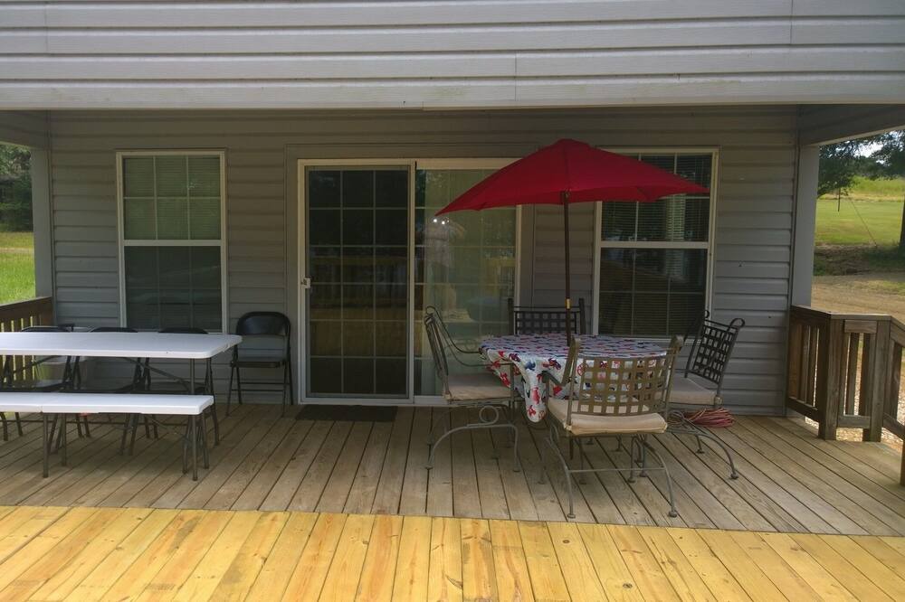 Photo of Patio Balcony in Broaddus