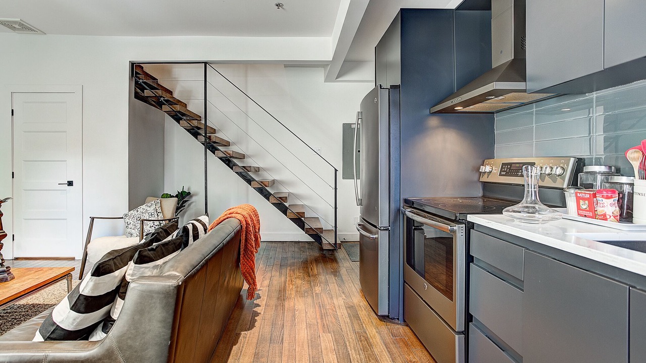 Photo of Kitchen in International District